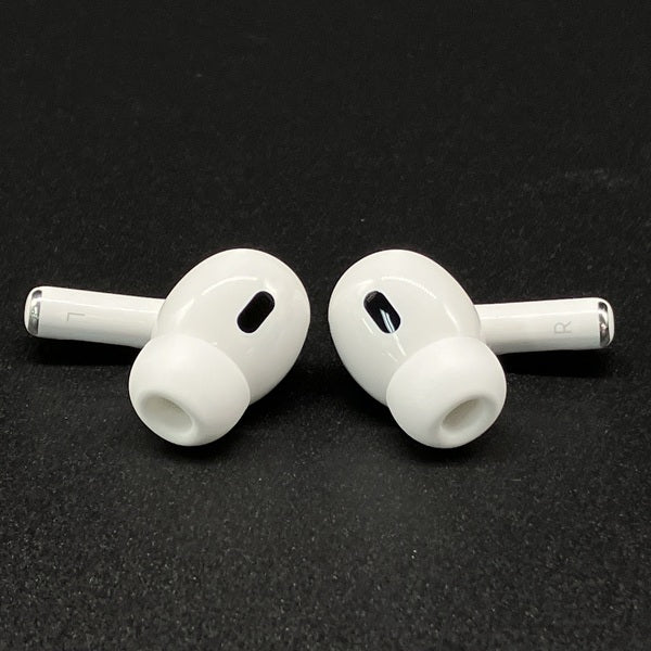 【中古】MagSafe充電ケース(USB-C)付きAirPods Pro(第2世代) MTJV3JA【秋葉原】