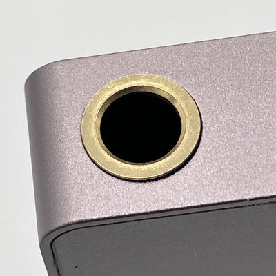 【中古】UA4 チタニウム【仙台】