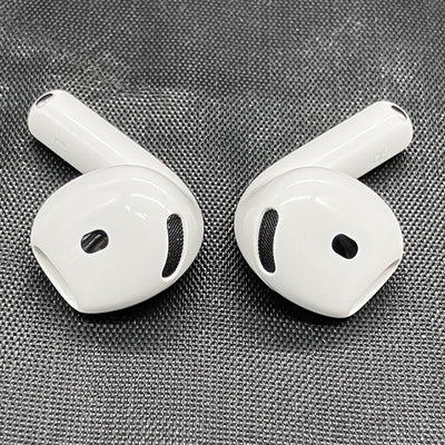 【中古】AirPods 4 MXP93J/A（アクティブノイズキャンセリング搭載）【秋葉原】