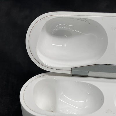 【中古】AirPods Pro 充電ケース(MagSafe)【秋葉原】