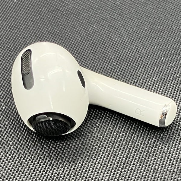 【中古】AirPods Pro （R側）【秋葉原】