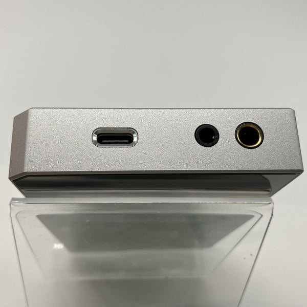 【中古】R4 - Silver【秋葉原】