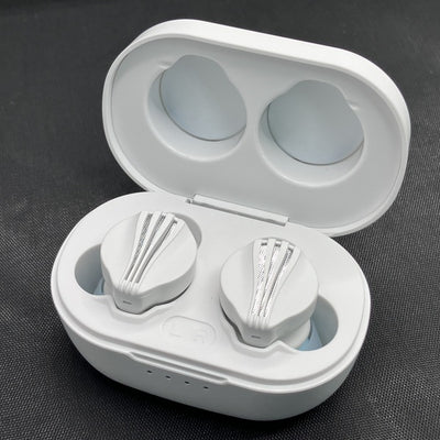 【中古】FW3 White 【FIO-FW3-W】【秋葉原】