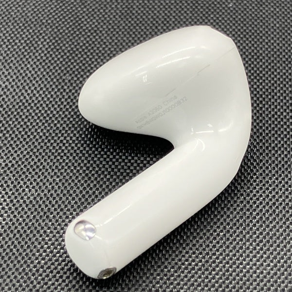 【中古】AirPods 4 (R側)【秋葉原】