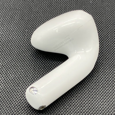 【中古】AirPods 4 (R側)【秋葉原】