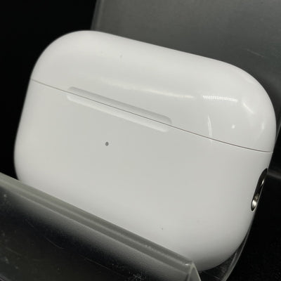 【中古】MagSafe充電ケース(USB-C)付きAirPods Pro(第2世代) MTJV3JA【秋葉原】