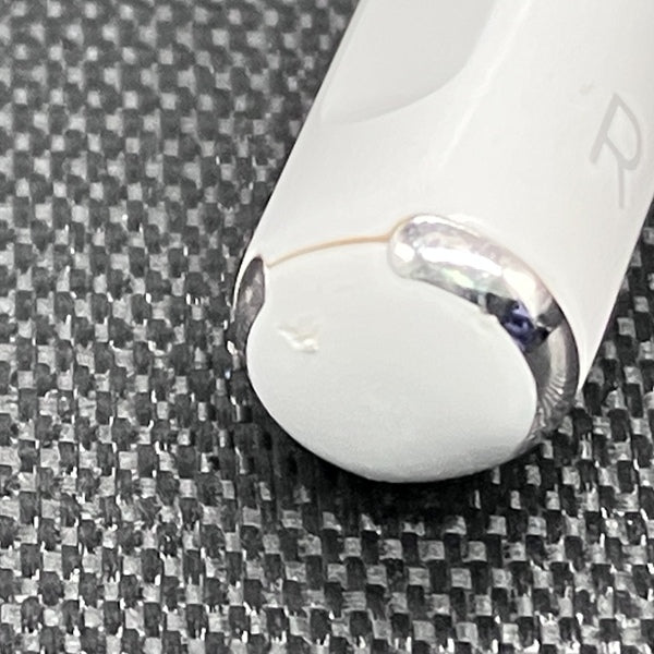 【中古】AirPods Pro (第2世代) MQD83J/A【日本橋】