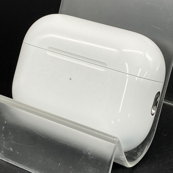 【中古】MagSafe充電ケース(USB-C)付きAirPods Pro(第2世代) MTJV3JA【秋葉原】