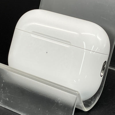 【中古】MagSafe充電ケース(USB-C)付きAirPods Pro(第2世代) MTJV3JA【秋葉原】
