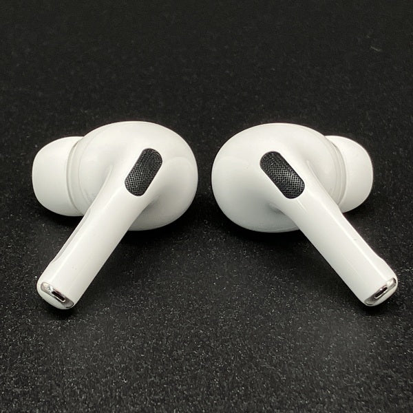 【中古】MagSafe充電ケース(USB-C)付きAirPods Pro(第2世代) MTJV3JA【秋葉原】