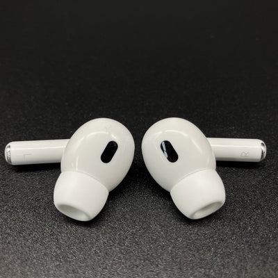 【中古】MagSafe充電ケース(USB-C)付きAirPods Pro(第2世代) MTJV3JA【秋葉原】