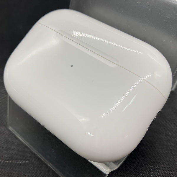 【中古】MagSafe充電ケース(USB-C)付きAirPods Pro(第2世代) MTJV3JA【秋葉原】