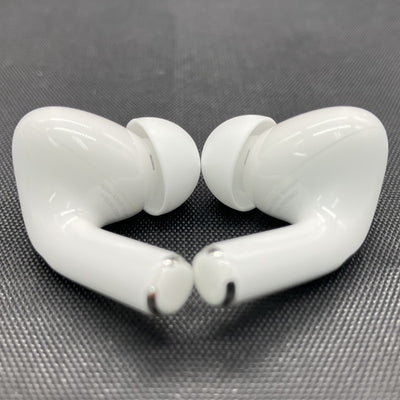【中古】MagSafe充電ケース(USB-C)付きAirPods Pro(第2世代) MTJV3JA【秋葉原】