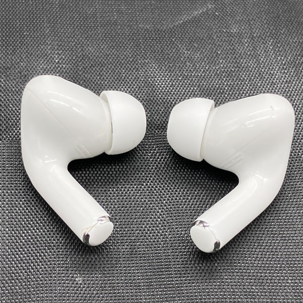 【中古】MagSafe充電ケース(USB-C)付きAirPods Pro(第2世代) MTJV3JA【秋葉原】