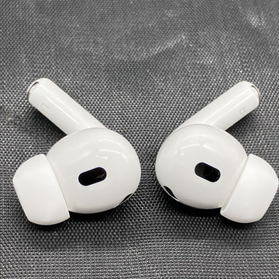 【中古】MagSafe充電ケース(USB-C)付きAirPods Pro(第2世代) MTJV3JA【秋葉原】