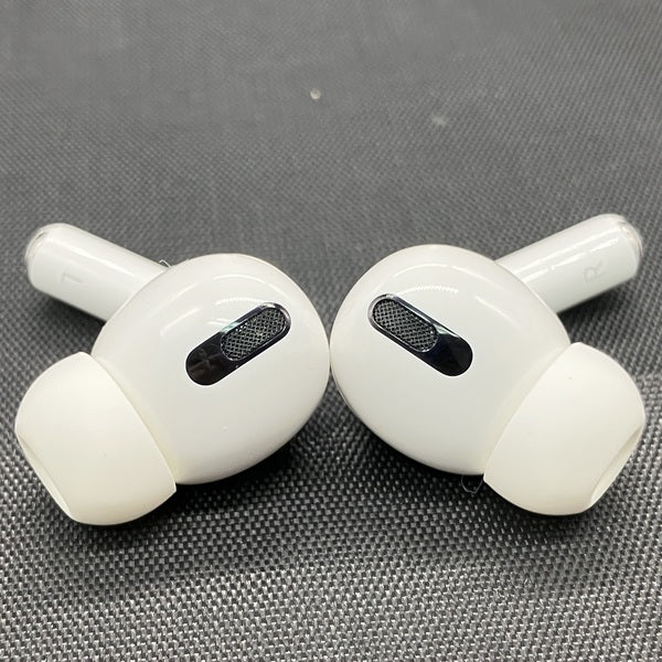 【中古】Apple AirPods Pro MLWK3J/A  (2021/Magsafe)【秋葉原】