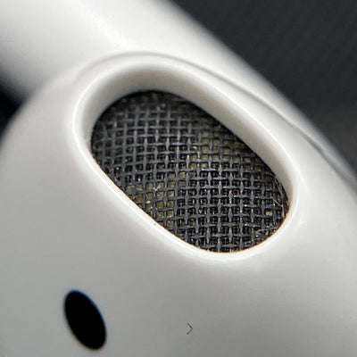 【中古】AirPods with Wireless Charging Case  MRXJ2J-A【秋葉原】