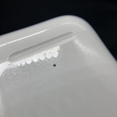 【中古】AirPods with Wireless Charging Case  MRXJ2J-A【秋葉原】