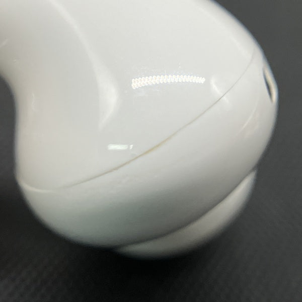 【中古】AirPods Pro (第2世代) MQD83J/A【日本橋】