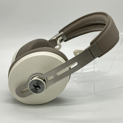【中古】MOMENTUM Wireless ノイズキャンセルヘッドホン Sandy White 【M3AEBTXL SANDY WHITE】【秋葉原】