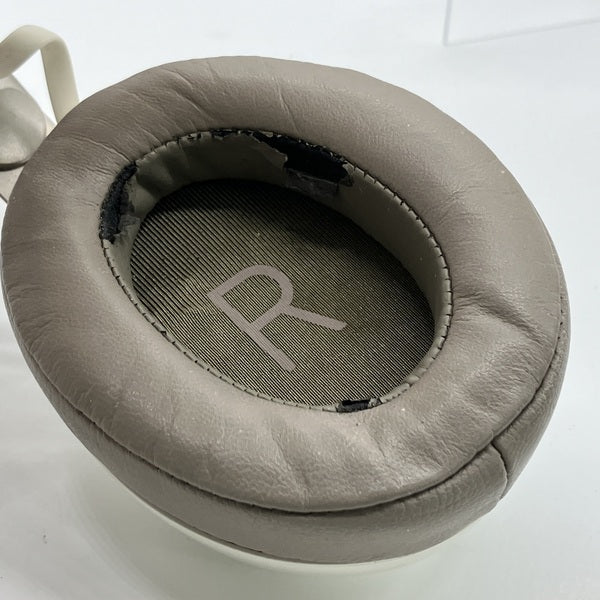 【中古】MOMENTUM Wireless ノイズキャンセルヘッドホン Sandy White 【M3AEBTXL SANDY WHITE】【秋葉原】