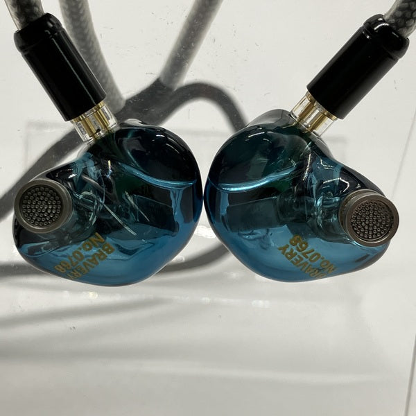 【中古】Bravery EXCLUSIVE EDITION【仙台】