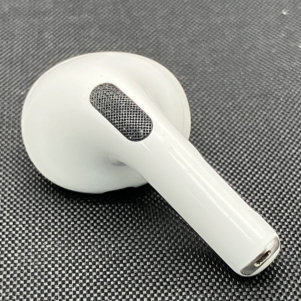 【中古】AirPods Pro （R側）【秋葉原】