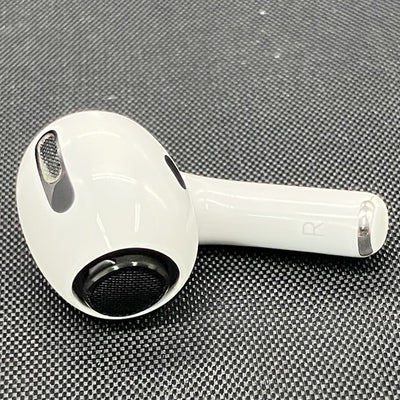 【中古】AirPods Pro （R側）【秋葉原】