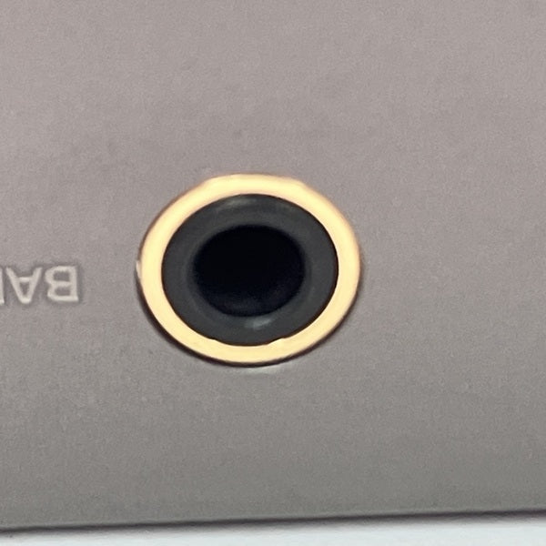 【中古】A&futura SE300 Titan 【IRV-AK-SE300-TI】【秋葉原】