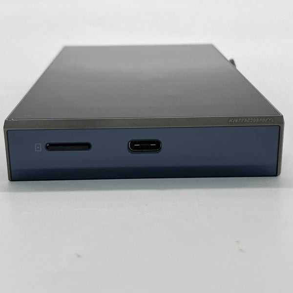 【中古】A&futura SE300 Titan 【IRV-AK-SE300-TI】【秋葉原】