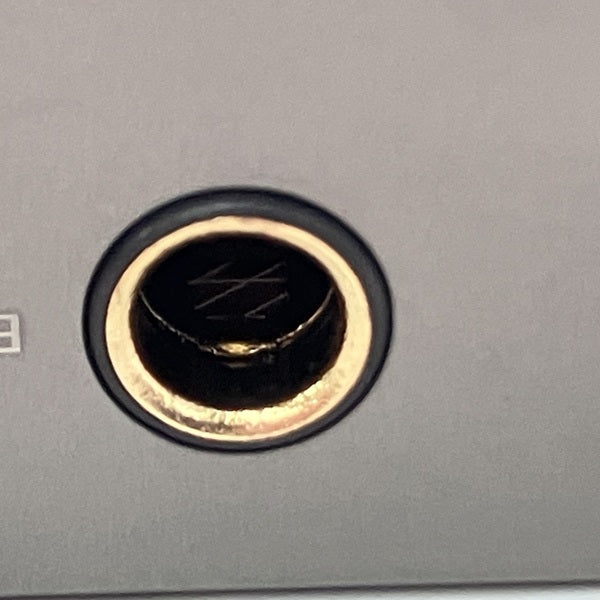 【中古】A&futura SE300 Titan 【IRV-AK-SE300-TI】【秋葉原】