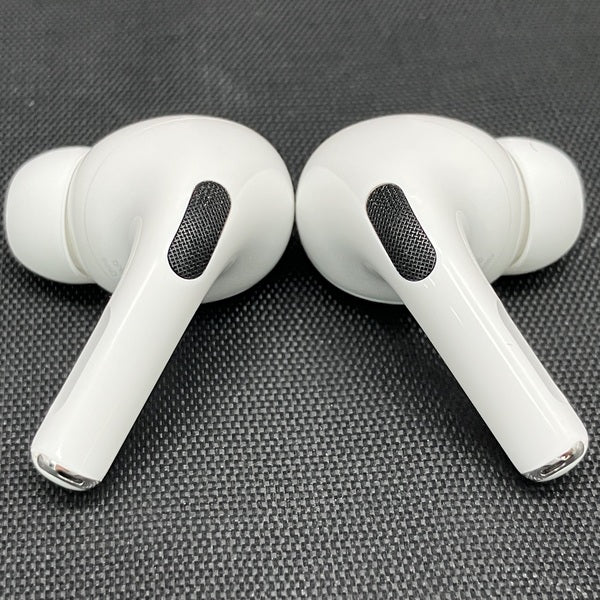 【中古】AirPods Pro (第2世代) MQD83J/A【秋葉原】