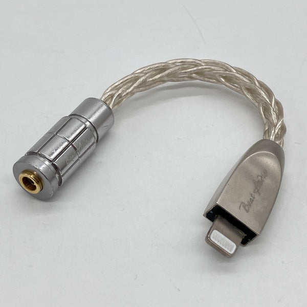 【中古】Prima Donna 8 Wired Lightning to 3.5mm Adapter Cable 【BEA-6141】【日本橋】