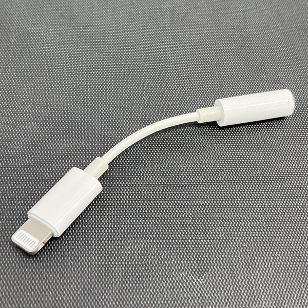 【中古】Lightning - 3.5 mmヘッドフォンジャックアダプタ【秋葉原】
