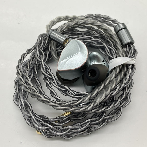 【中古】Winter シルバー (4.4mmプラグ)【秋葉原】