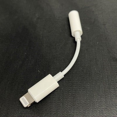 【中古】Lightning - 3.5 mmヘッドフォンジャックアダプタ【名古屋】
