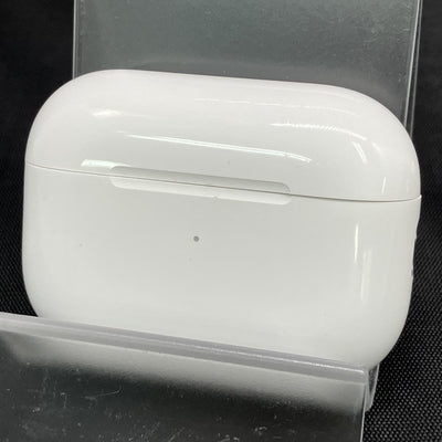 【中古】MagSafe充電ケース(USB-C)付きAirPods Pro(第2世代) MTJV3JA【秋葉原】
