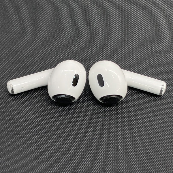【中古】MagSafe充電ケース(USB-C)付きAirPods Pro(第2世代) MTJV3JA【秋葉原】