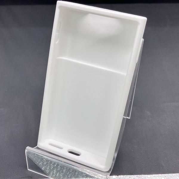 【中古】ACTIVO P1 Silicone Case White 【IRV-ACTIVO-P1-CASE-WHT】【秋葉原】