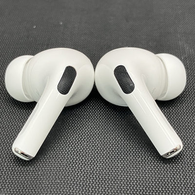 【中古】MagSafe充電ケース(USB-C)付きAirPods Pro(第2世代) MTJV3JA【秋葉原】