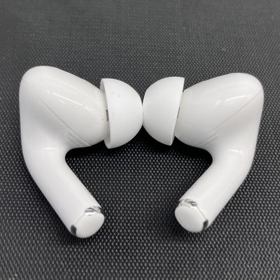 【中古】MagSafe充電ケース(USB-C)付きAirPods Pro(第2世代) MTJV3JA【秋葉原】