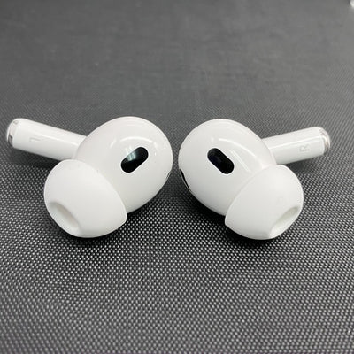 【中古】MagSafe充電ケース(USB-C)付きAirPods Pro(第2世代) MTJV3JA【秋葉原】
