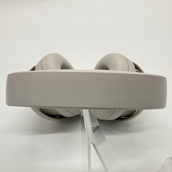 【中古】QuietComfort Ultra Headphones White Smoke【秋葉原】