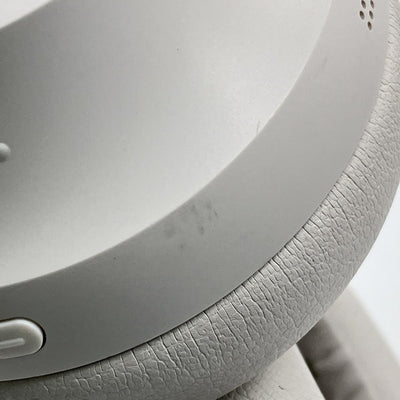 【中古】QuietComfort Ultra Headphones White Smoke【秋葉原】