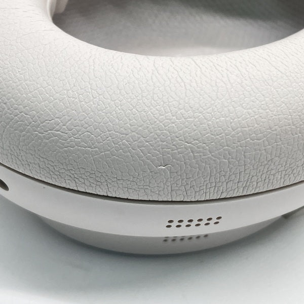 【中古】QuietComfort Ultra Headphones White Smoke【秋葉原】