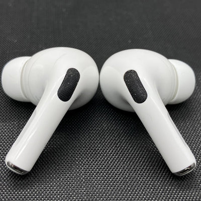 【中古】MagSafe充電ケース(USB-C)付きAirPods Pro(第2世代) MTJV3JA【日本橋】