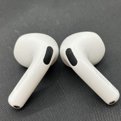 【中古】AirPods 4 MXP93J/A（アクティブノイズキャンセリング搭載）【仙台】