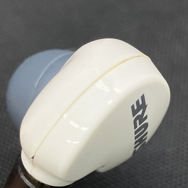 SHURE AONIC 215 有線イヤホン ホワイト 楽天市場】SHURE AONIC 215 高遮音性イヤホン (有線タイプ) マイク