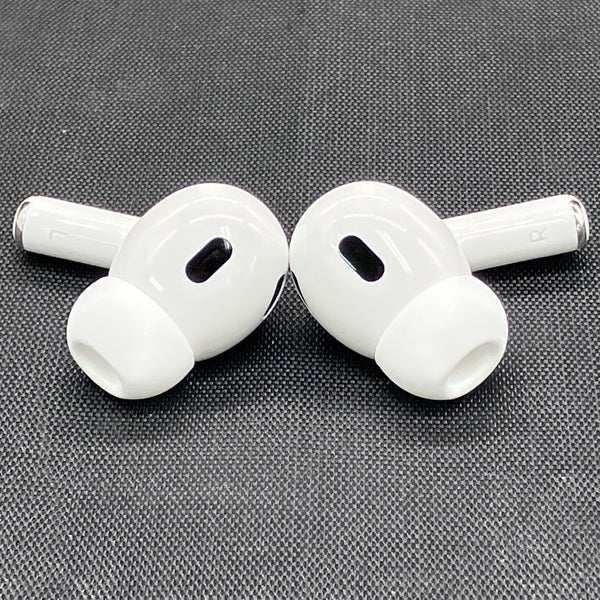 【中古】MagSafe充電ケース(USB-C)付きAirPods Pro(第2世代) MTJV3JA【秋葉原】