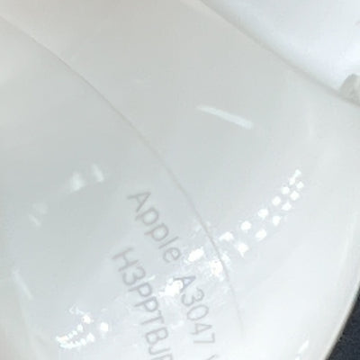 【中古】MagSafe充電ケース(USB-C)付きAirPods Pro(第2世代) MTJV3JA【秋葉原】